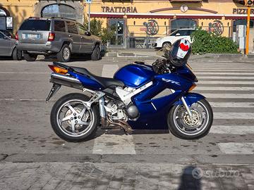 Honda VFR 800 VTEC FMI SCAMBI0