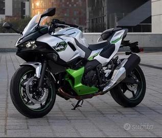 Kawasaki ninja 7 Hybrid 