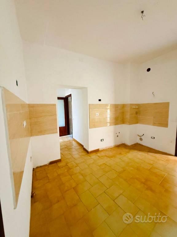 Appartamento di 80 m² con più di 5 locali a Palaia - Vista 4