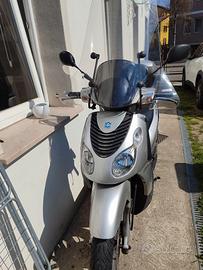 scooter Piaggio 250