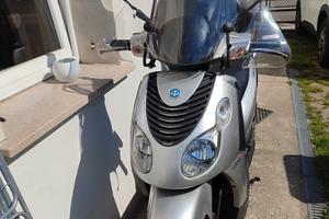 scooter Piaggio 250