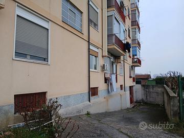 Ampio magazzino - vinovo