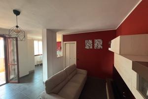 Trilocale su due livelli con garage doppio