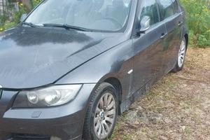 Auto bmw 320 e90