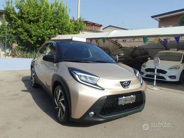 PICCOLA SUV TOYOTA AYGO 10.X CROSS+TETT+CAMBIO AUT