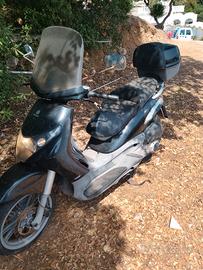 Scooter Beverly 125 cc