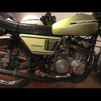 Moto guzzi gts 400 cafe racer