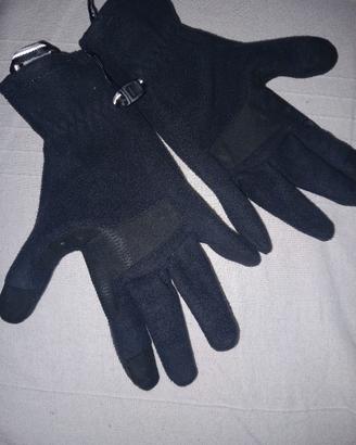 Guanti trekking pile Decathlon