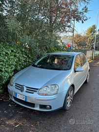 VOLKSWAGEN GOLF 4motion TDI