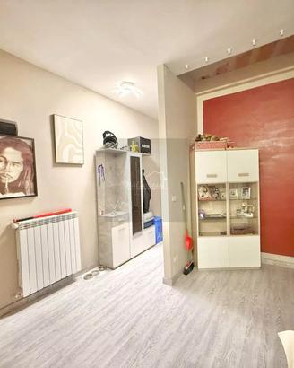 APPARTAMENTO RISTRUTTURATO CENTRO COSSATO CON BOX