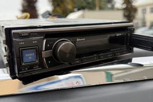 stereo alpine cde 135-bt con dsp