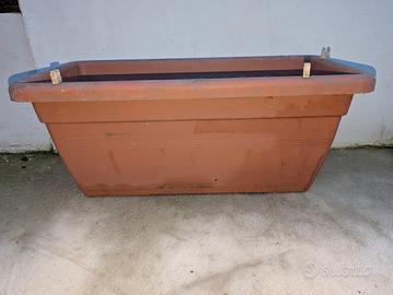 fioriera per piante o fiori