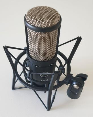 Microfono a condensatore AKG P220