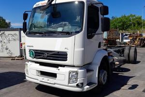 VOLVO FL 260