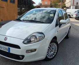 Fiat Punto 1.3 DIESEL anno dicembre 2015 ECCELLENT