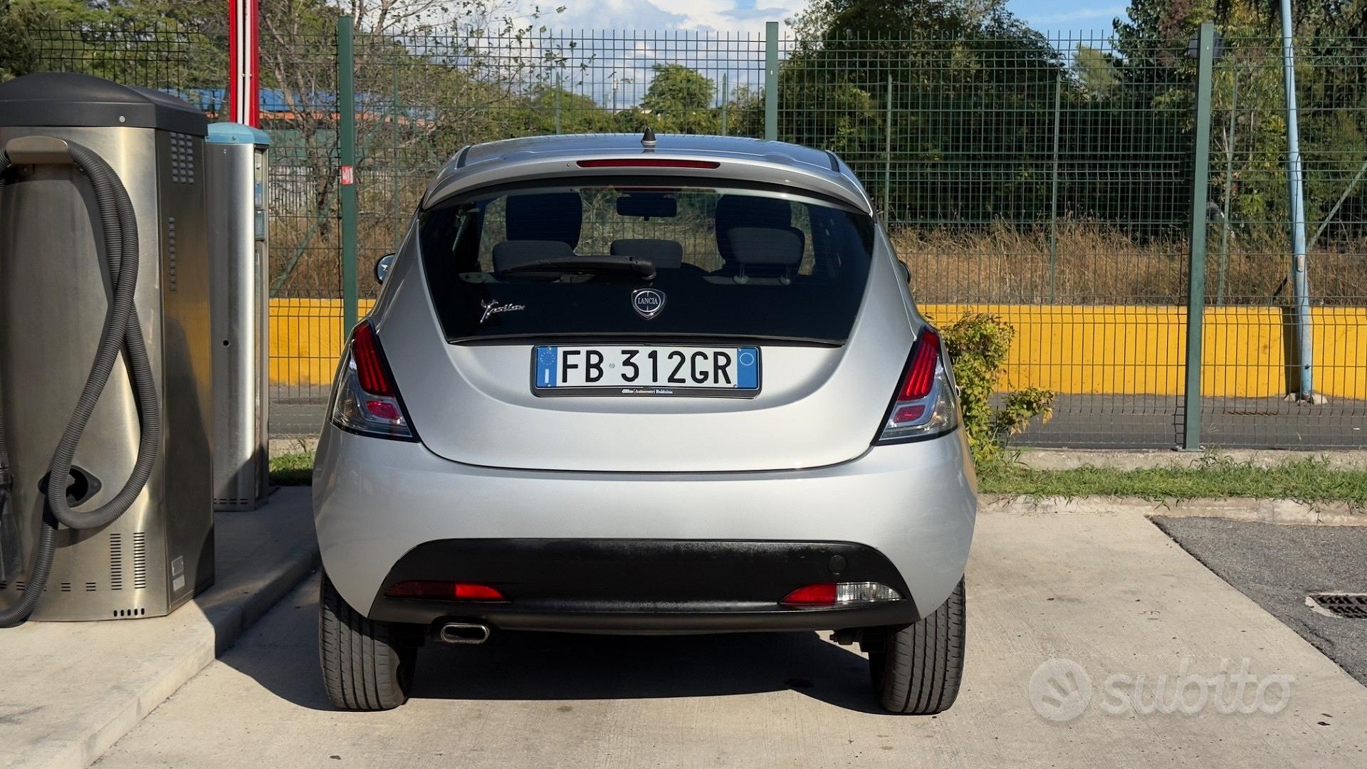 Lancia Ypsilon 2015 photo 5