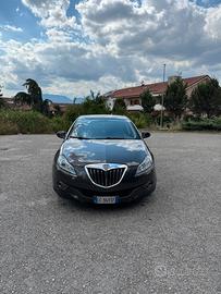 LANCIA Delta GPL 2010