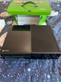 Xbox One + 2 controller (HALO) + 6 giochi
