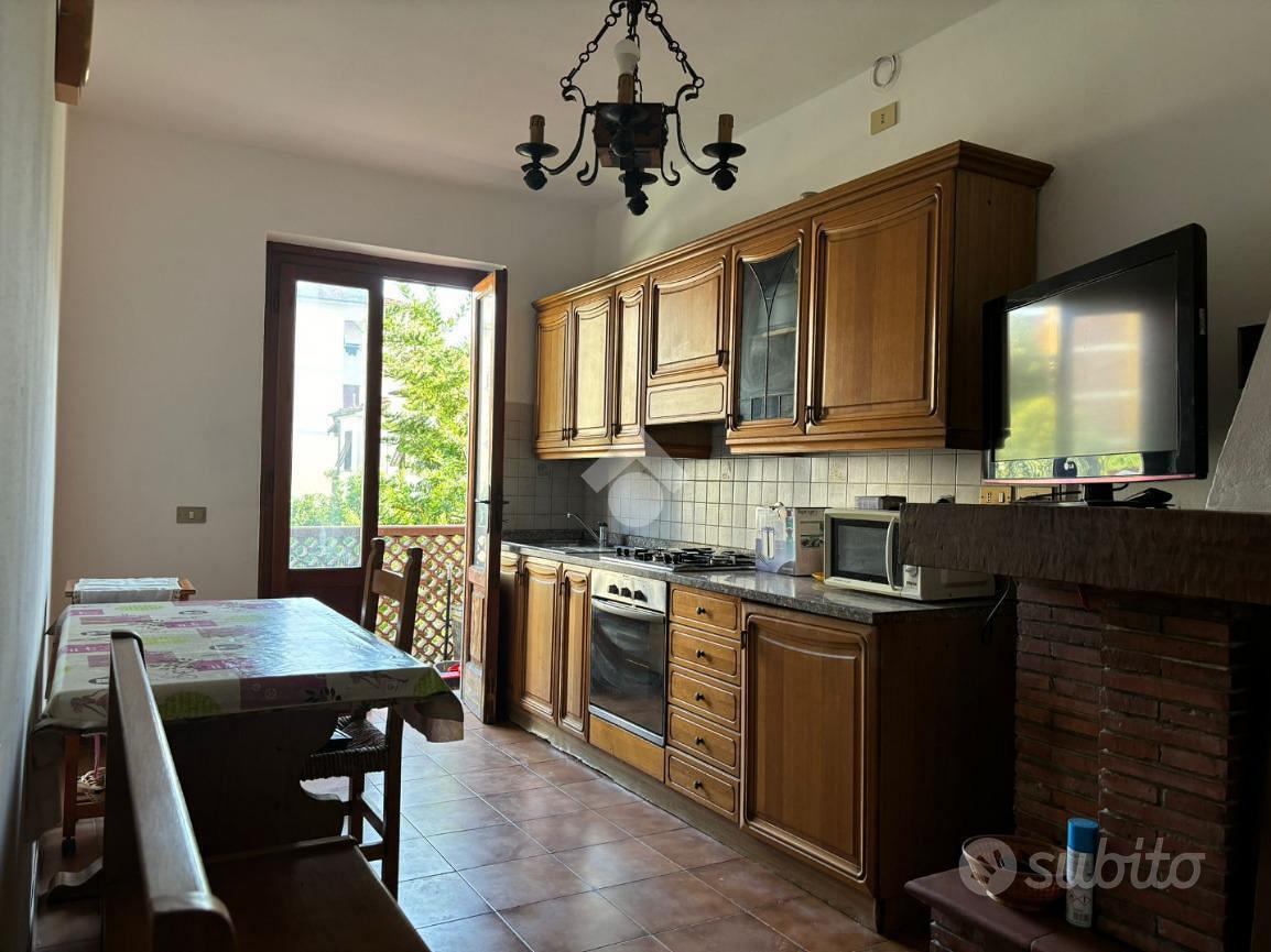 Apartment in Lucca, Corte Pistelloni, Sant'Alessio - Vista 2