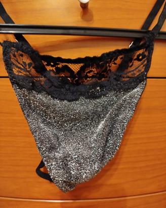 perizoma in pizzo Intimissimi 