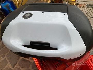 Bauletto suzuki con piastra porta bauletto