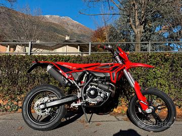 Beta RR 125 4T Motard T Rossa NUOVA