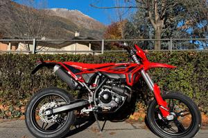 Beta RR 125 4T Motard T Rossa NUOVA