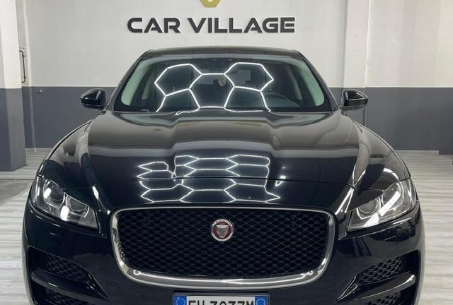 Jaguar F-Pace 2.0 D 180 CV AWD aut. Prestige