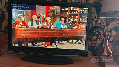 TV Sharp Aquos 32 pollici