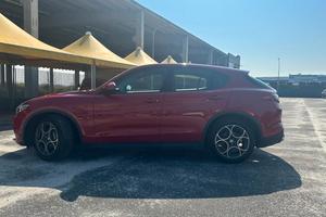 Alfa Romeo Stelvio 2.2 Turbodiesel 150 CV AT8 RWD 