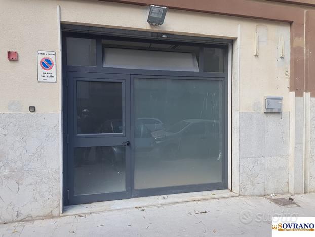 UDITORE: LOCALE COMMERCIALE RISTRUTTURATO 104 MQ