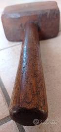 Mazzuolo di legno antico 