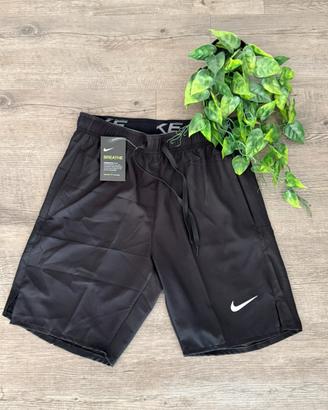 pantaloncini Nike