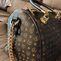 Borsa pollini nera originale a mano