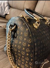 Borsa pollini nera originale a mano