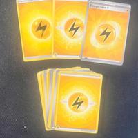 Energia Pokemon - Lotto da 21 carte elettro
