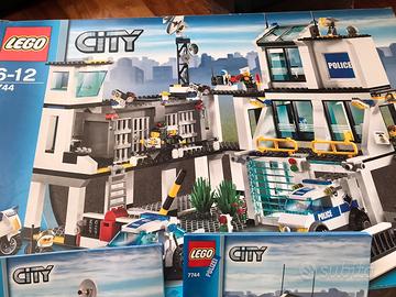 Lego Stazione  Polizia 7744
