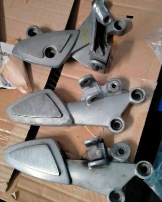Pedane post. destra/sinistra Triumph RS/ST 955 i