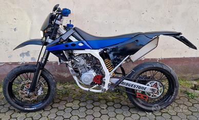 FANTIC MOTARD 125 4T SIX DAYS DEL 2011