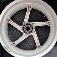 cerchio ducati marchesini per s2r e bracci simili