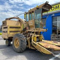 Trincia Semovente New Holland 1895 con Testata Mai