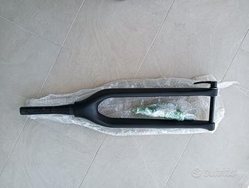 Forcella in carbonio 