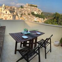 Rif. 9815 - Soluzione indipendente con vista su Ib