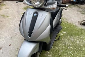 Piaggio Beverly 500