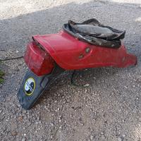 parafango posteriore aprilia red rose 50