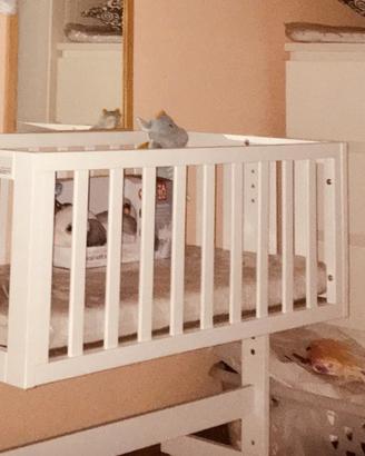 Culla per bambini in legno bianco