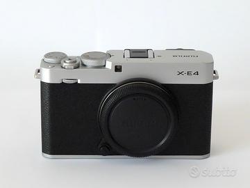 FUJIFILM X-E4 (COME NUOVA)