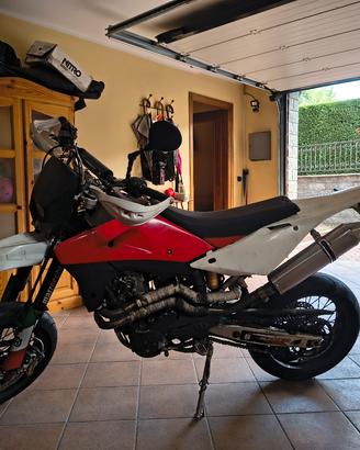 Husqvarna SM 610