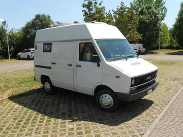 Camper Puro o Furgonato Allestimento VAS