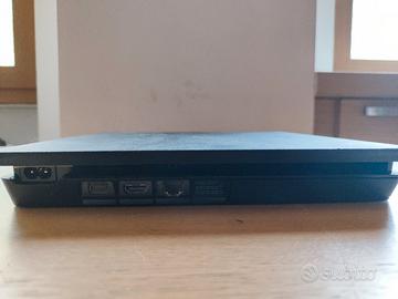 PS4 slim + controller